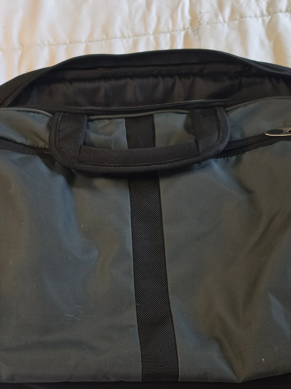 Black Men's Briefcase Bag - Sleek Professional Carry